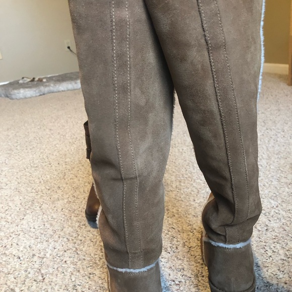 Ugg Boots - Picture 6 of 8